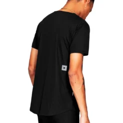 CLEAN FLOW T-SHIRT LÖPARTRÖJA